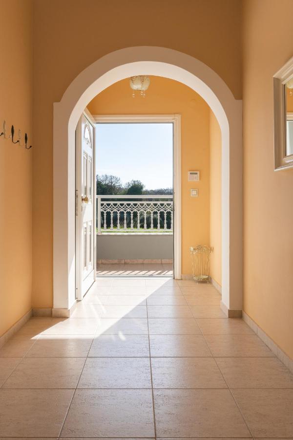 Villa - 1st Floor